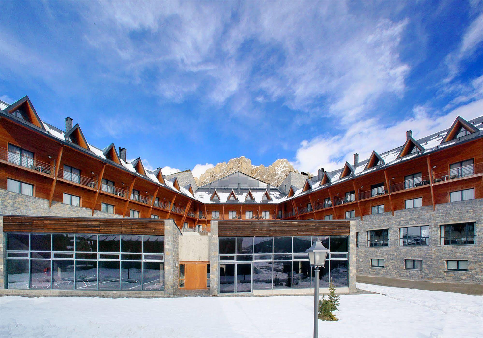 Hg Alto Aragon Hotel Formigal Buitenkant foto